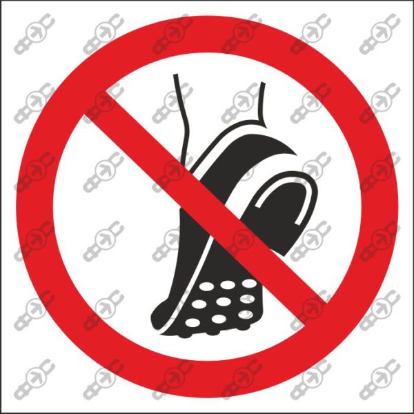 Знак P035 - Не носить металлическую шипованную обувь